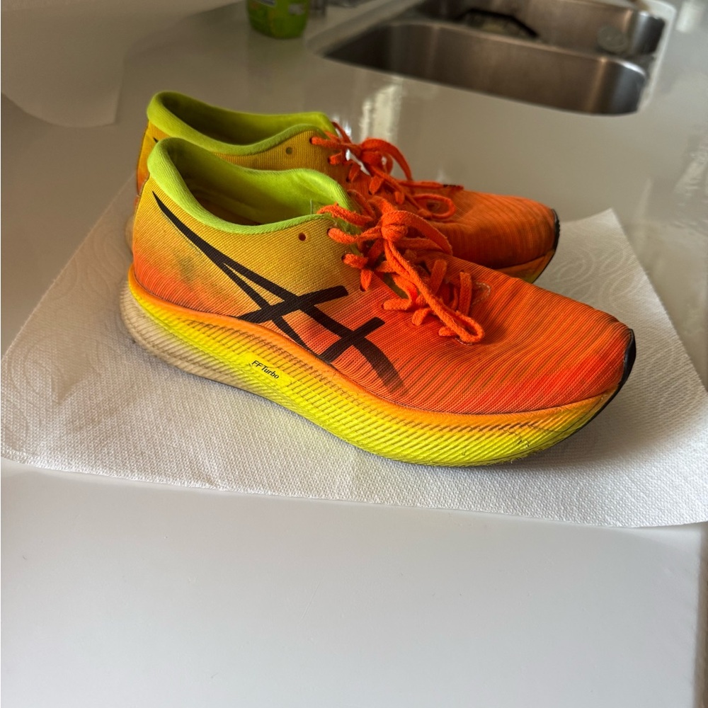 Aisixs ff turbo meta speed Orange and Yellow Running Shoes